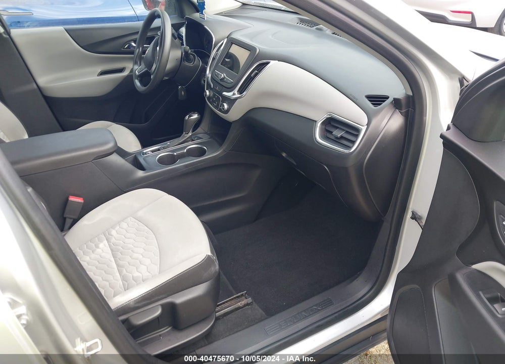 2019 CHEVROLET EQUINOX LS VIN: 3GNAXHEV0KS563846