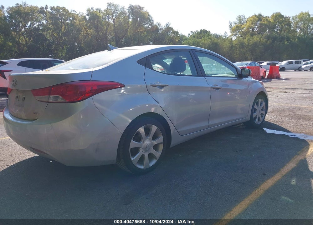 2011 HYUNDAI ELANTRA LIMITED (ULSAN PLANT) VIN: KMHDH4AE0BU170992