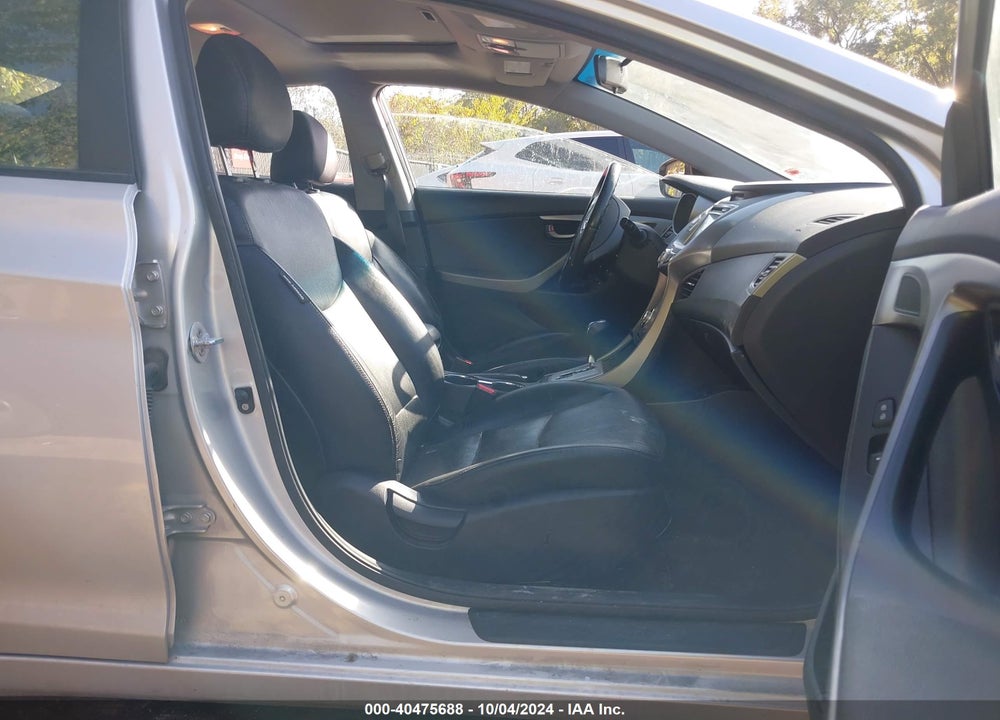 2011 HYUNDAI ELANTRA LIMITED (ULSAN PLANT) VIN: KMHDH4AE0BU170992