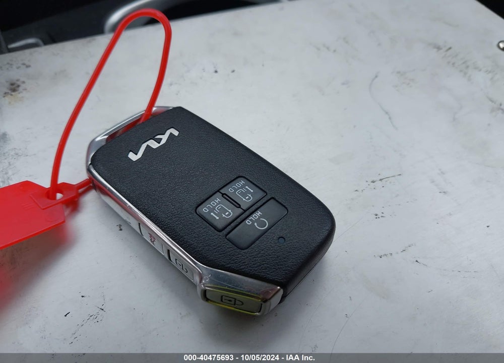 2024 KIA CARNIVAL VIN: KNDNB4H32R6325426