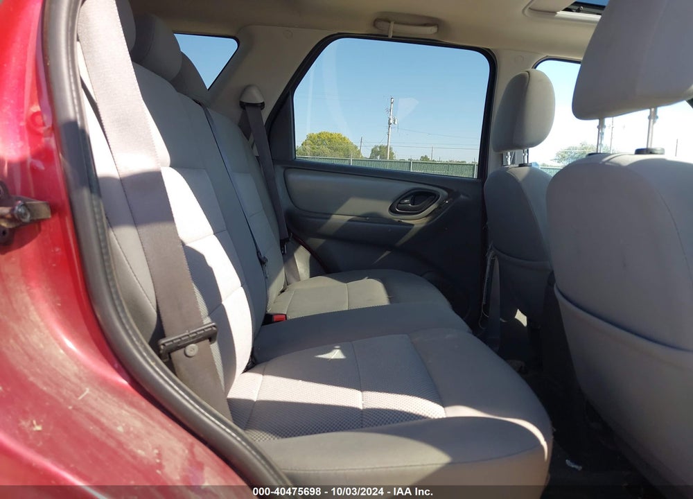 2005 FORD ESCAPE XLT VIN: 1FMYU03165KB36829