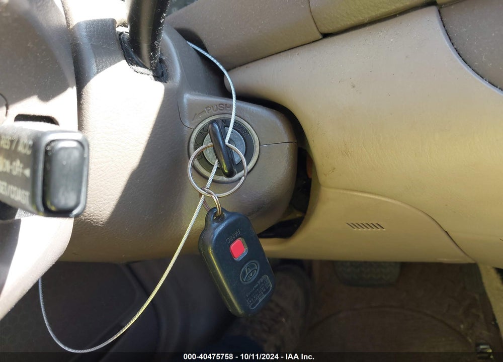 2003 TOYOTA CAMRY LE VIN: 4T1BE32K03U137975