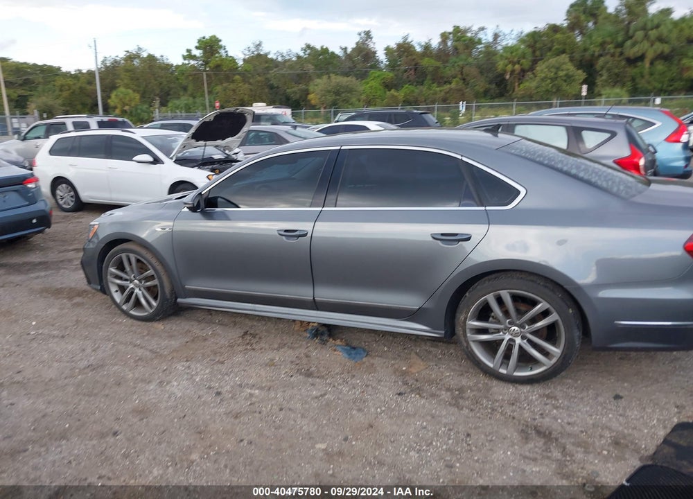 2019 VOLKSWAGEN PASSAT 2.0T SE R-LINE VIN: 1VWMA7A31KC001351