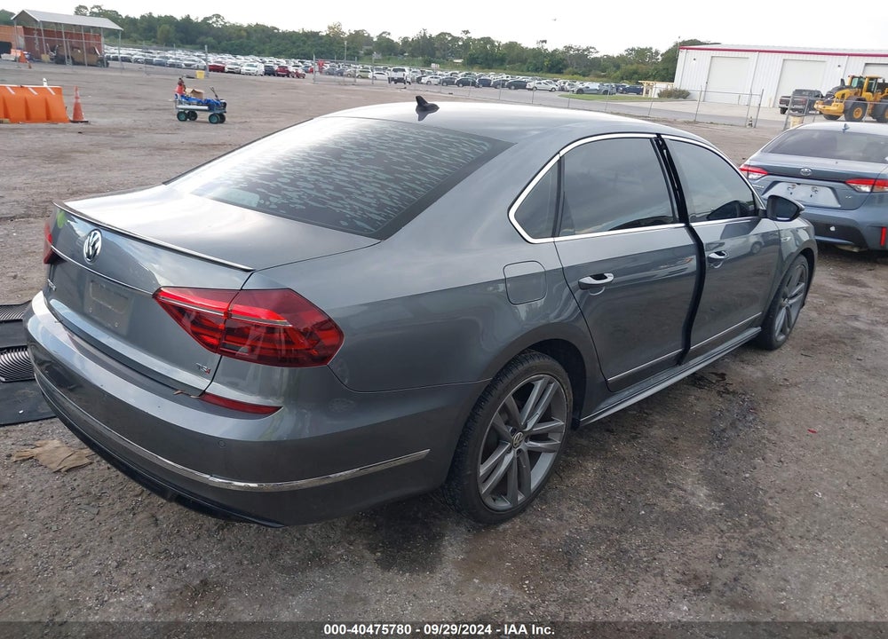 2019 VOLKSWAGEN PASSAT 2.0T SE R-LINE VIN: 1VWMA7A31KC001351