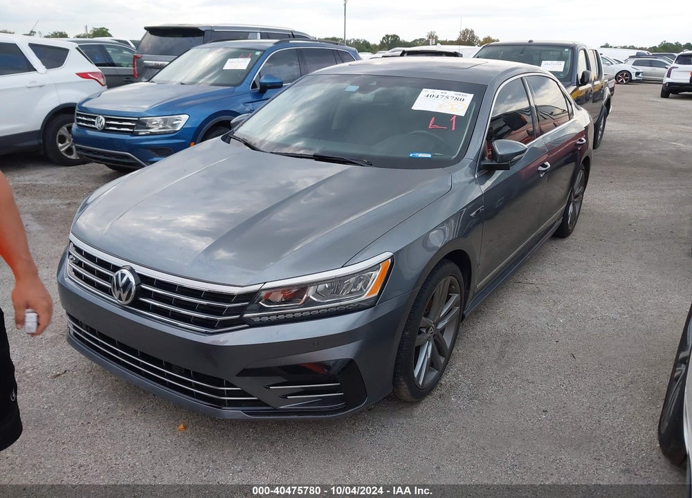 2019 VOLKSWAGEN PASSAT 2.0T SE R-LINE VIN: 1VWMA7A31KC001351