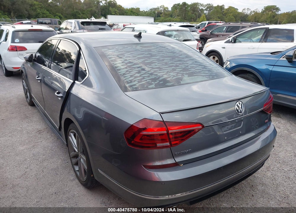 2019 VOLKSWAGEN PASSAT 2.0T SE R-LINE VIN: 1VWMA7A31KC001351