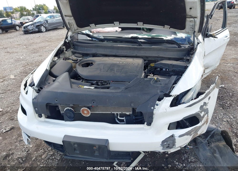 2016 JEEP CHEROKEE ALTITUDE VIN: 1C4PJMCS0GW100266