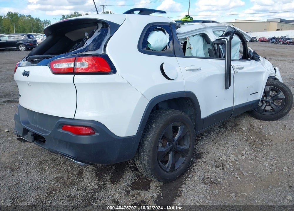 2016 JEEP CHEROKEE ALTITUDE VIN: 1C4PJMCS0GW100266