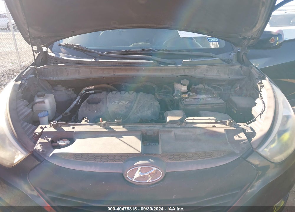 2014 HYUNDAI TUCSON SE VIN: KM8JU3AG2EU862136