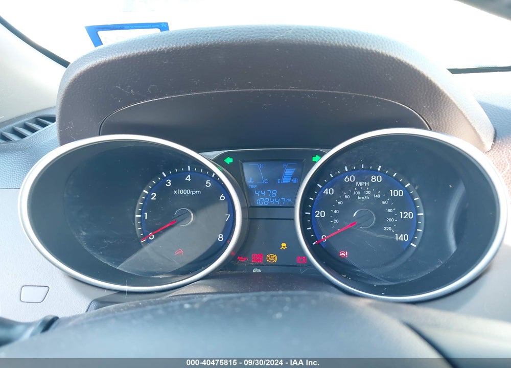 2014 HYUNDAI TUCSON SE VIN: KM8JU3AG2EU862136