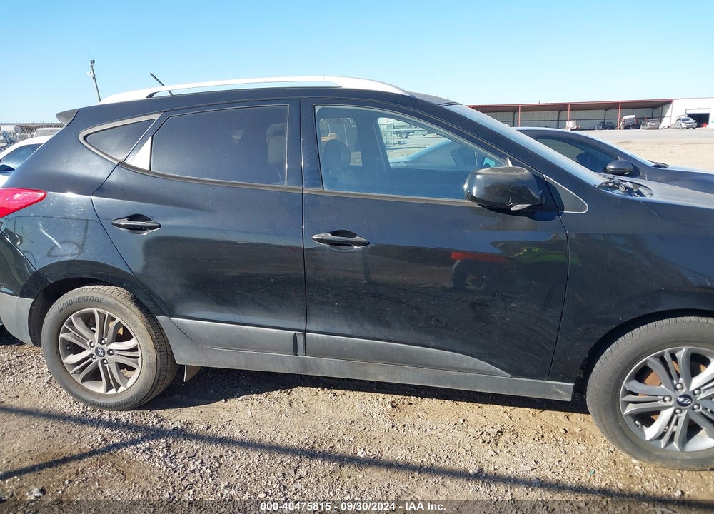 2014 HYUNDAI TUCSON SE VIN: KM8JU3AG2EU862136