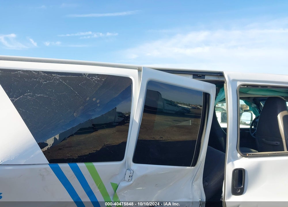 2018 CHEVROLET EXPRESS 3500 LT VIN: 1GAZGPFG3J1331367