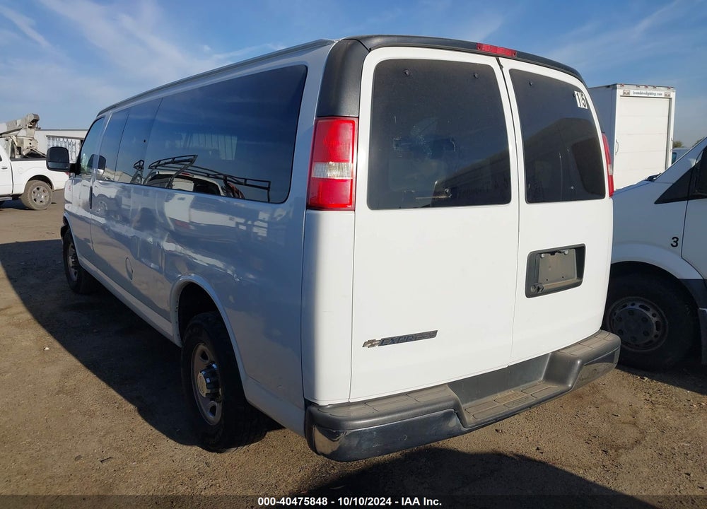 2018 CHEVROLET EXPRESS 3500 LT VIN: 1GAZGPFG3J1331367