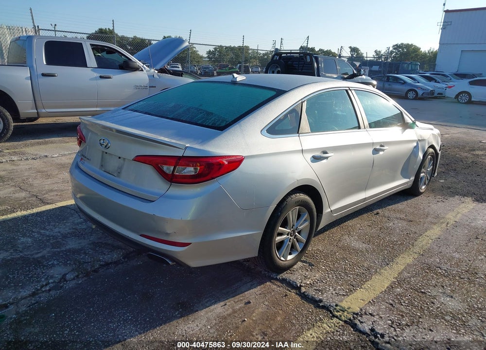 2015 HYUNDAI SONATA SE VIN: 5NPE24AF9FH232148