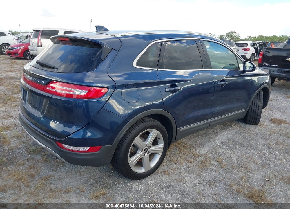 2017 LINCOLN MKC PREMIERE VIN: 5LMCJ1C98HUL55215