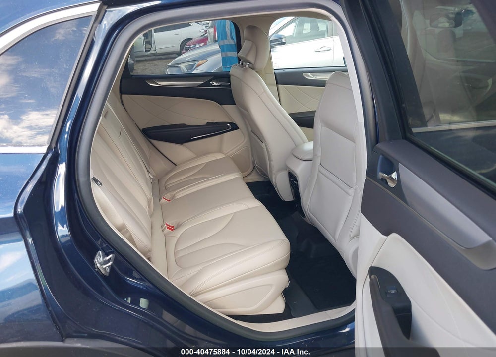 2017 LINCOLN MKC PREMIERE VIN: 5LMCJ1C98HUL55215