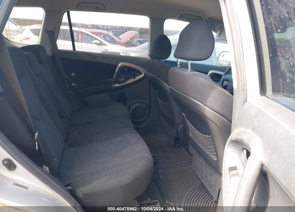 2006 TOYOTA RAV4 SPORT VIN: JTMZD32V465021371