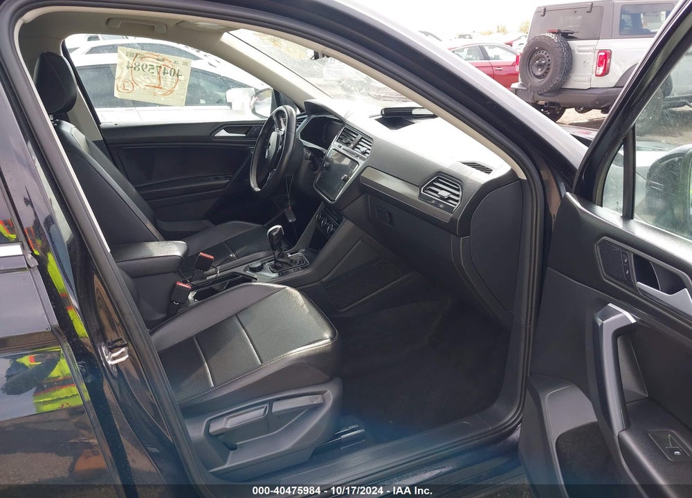 2021 VOLKSWAGEN TIGUAN VIN: 3VV2B7AX4MM036625