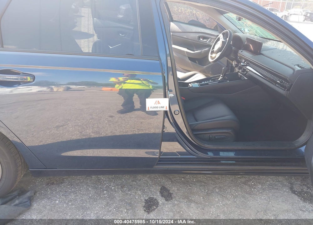 2024 HONDA ACCORD HYBRID EX-L VIN: 1HGCY2F69RA069789