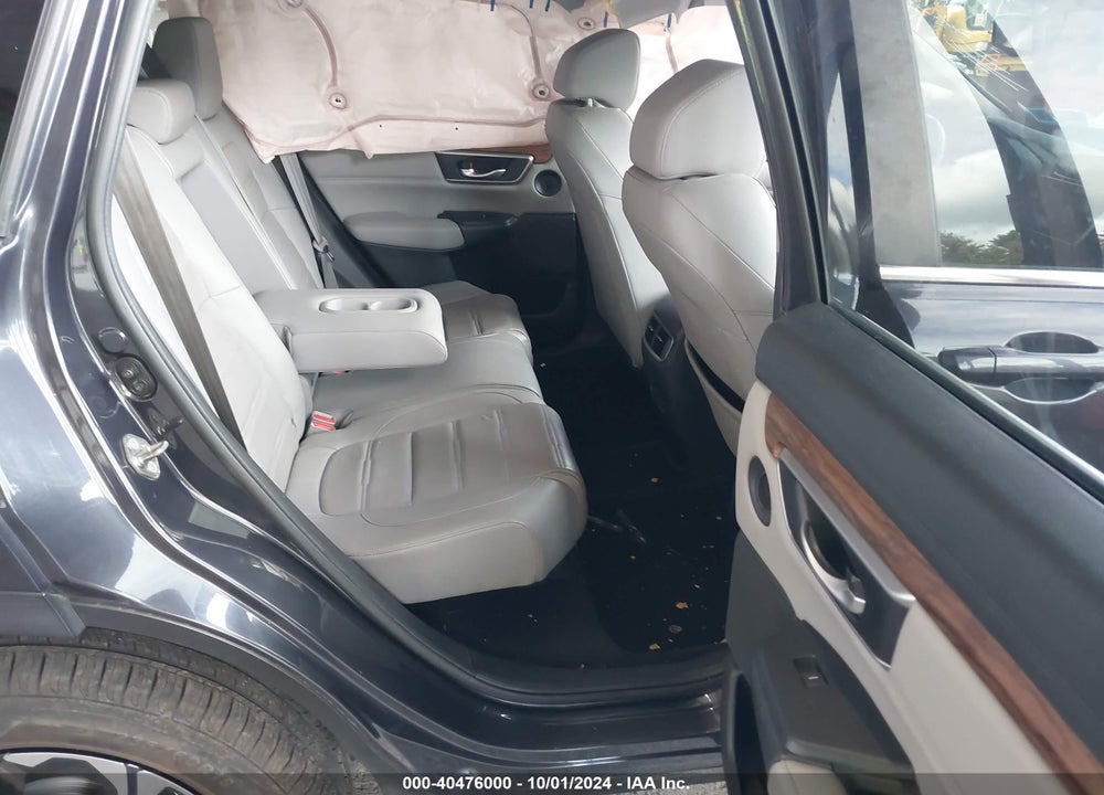 2017 HONDA CR-V TOURING VIN: 2HKRW2H98HH603362