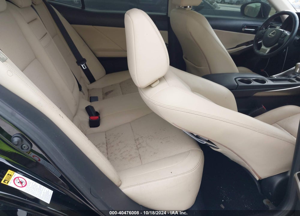 2016 LEXUS IS 200T VIN: JTHBA1D29G5011310
