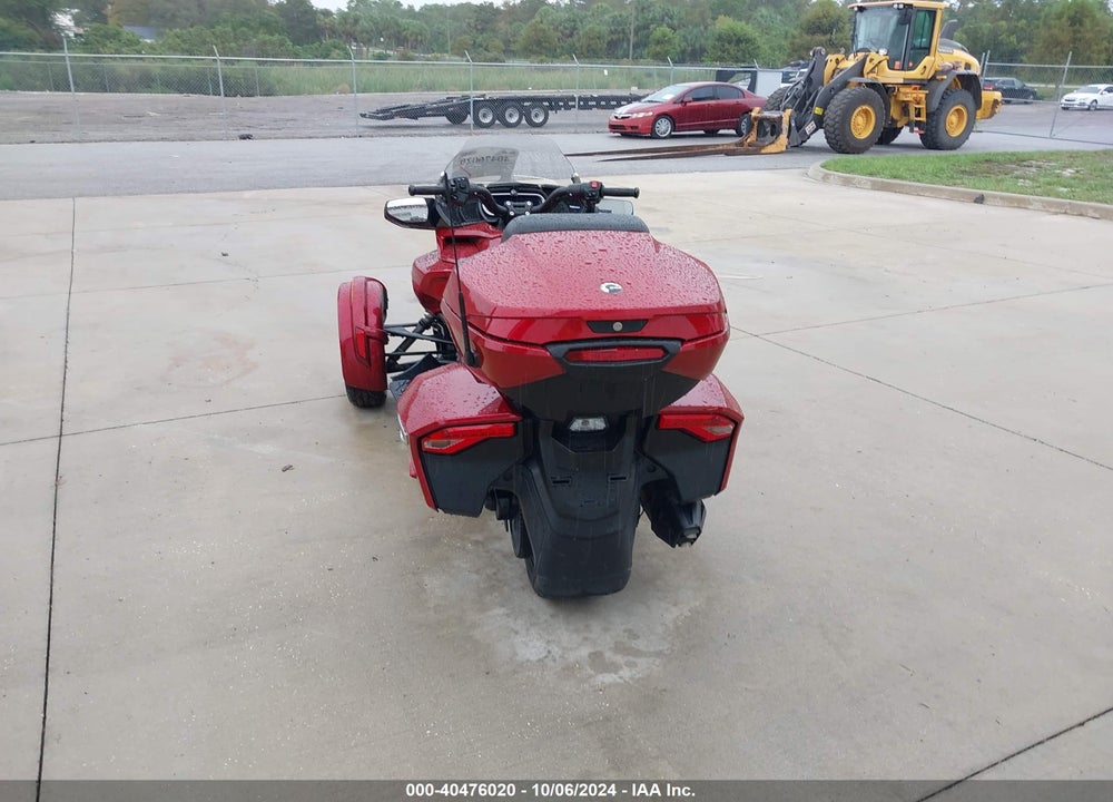 2018 CAN-AM SPYDER ROADSTER F3-T/F3 LIMITED/F3 LIMITED 10TH ANNIVERSARY VIN: 2BXREDD23JV000679
