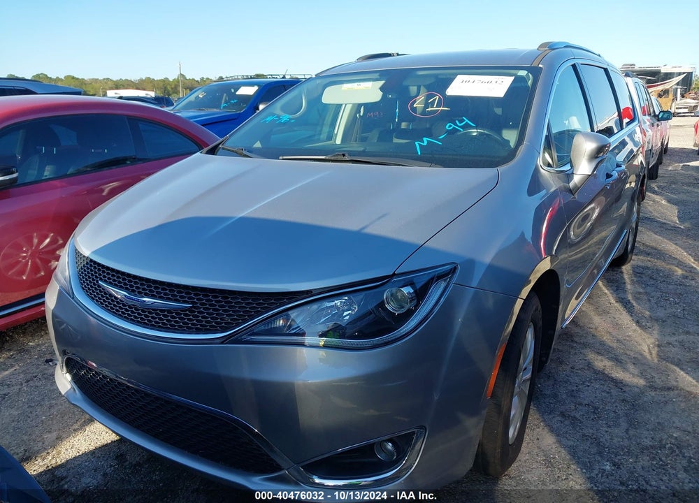 2020 CHRYSLER PACIFICA TOURING L VIN: 2C4RC1BGXLR183089