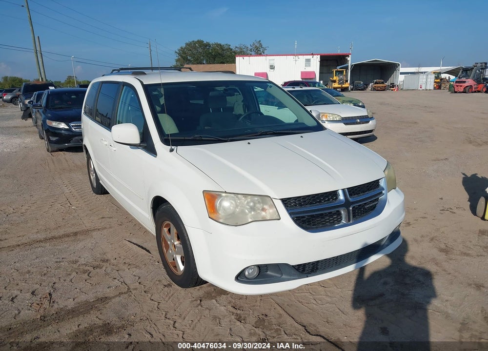 2011 DODGE GRAND CARAVAN CREW VIN: 2D4RN5DG9BR688833
