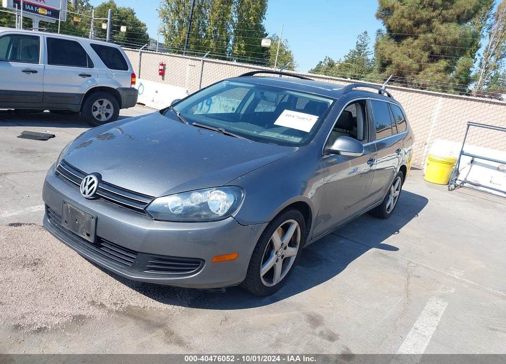 2011 VOLKSWAGEN JETTA SPORTWAGEN 2.0L TDI VIN: 3VWPL7AJ1BM649907