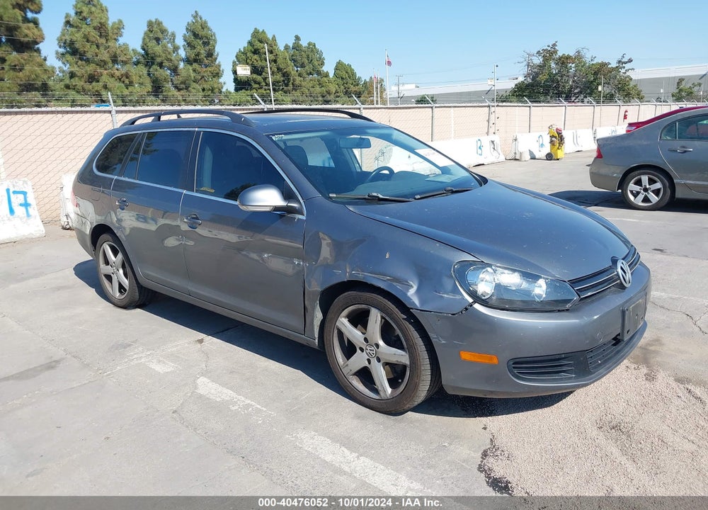 2011 VOLKSWAGEN JETTA SPORTWAGEN 2.0L TDI VIN: 3VWPL7AJ1BM649907
