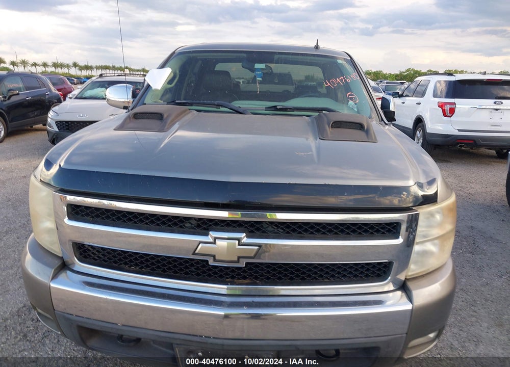 2007 CHEVROLET SILVERADO 1500 LT2 VIN: 2GCEC13J071628548