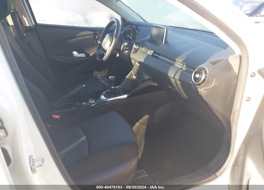 2016 SCION IA VIN: 3MYDLBZV8GY140463