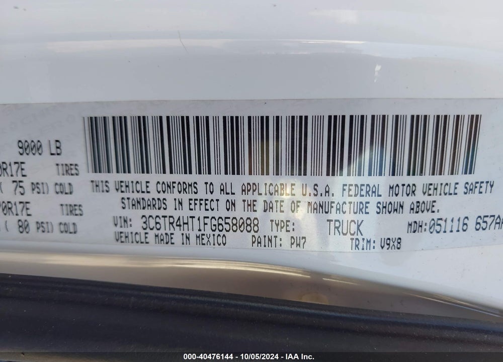 2015 RAM 2500 TRADESMAN VIN: 3C6TR4HT1FG658088
