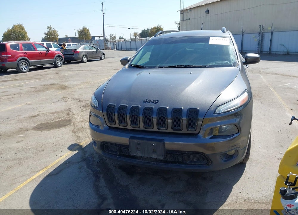 2018 JEEP CHEROKEE LATITUDE FWD VIN: 1C4PJLCB7JD556553