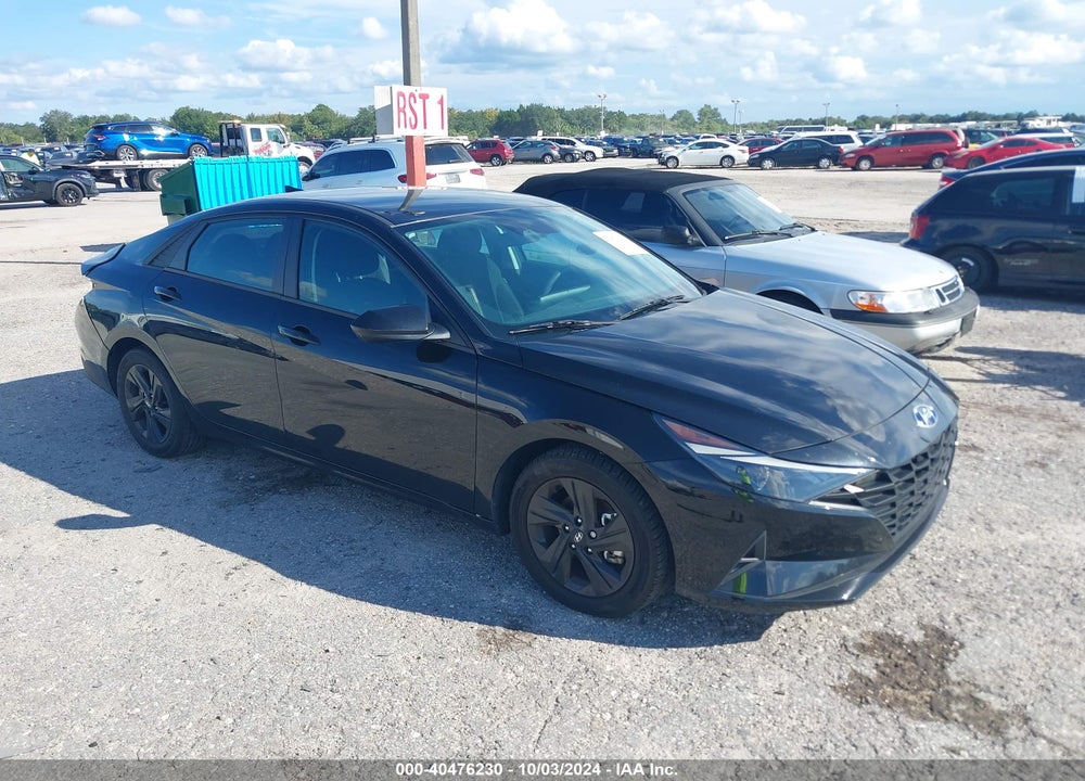 2022 HYUNDAI ELANTRA SEL VIN: 5NPLM4AG0NH059418