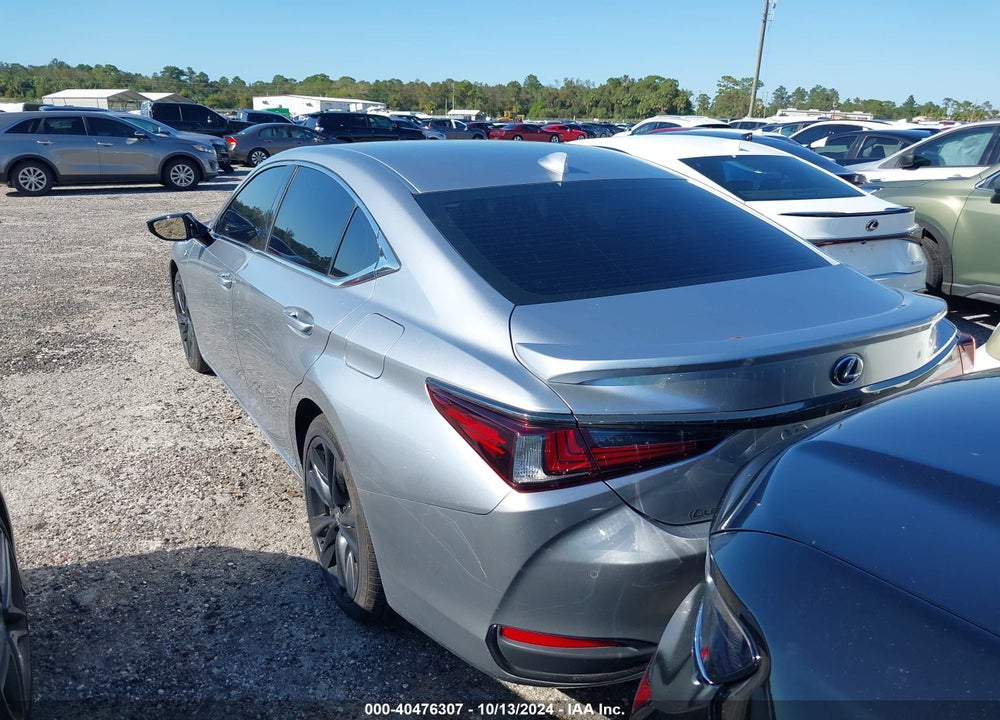 2022 LEXUS ES 300H F-SPORT VIN: 58AGA1C18NU014075