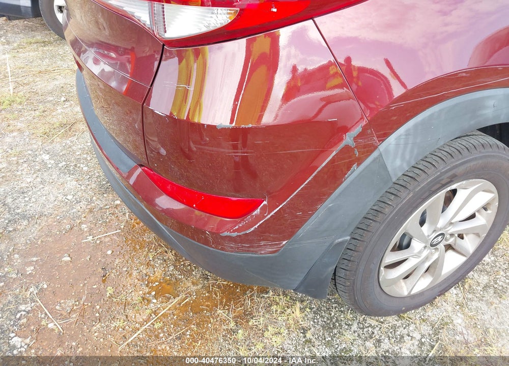 2016 HYUNDAI TUCSON SE VIN: KM8J33A4XGU199202