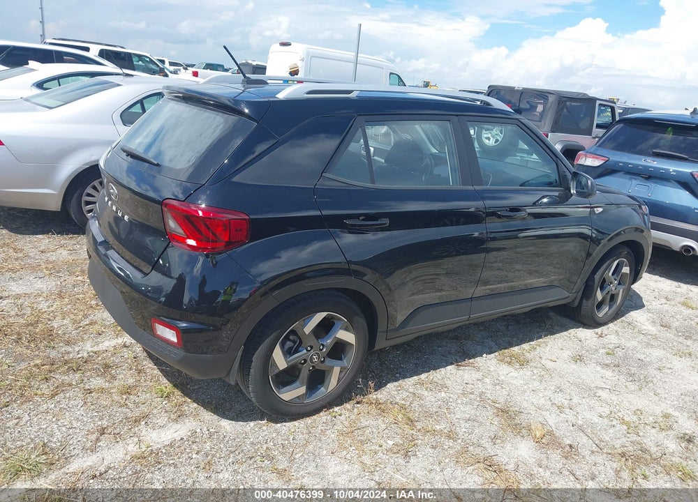 2023 HYUNDAI VENUE SEL VIN: KMHRC8A31PU213382