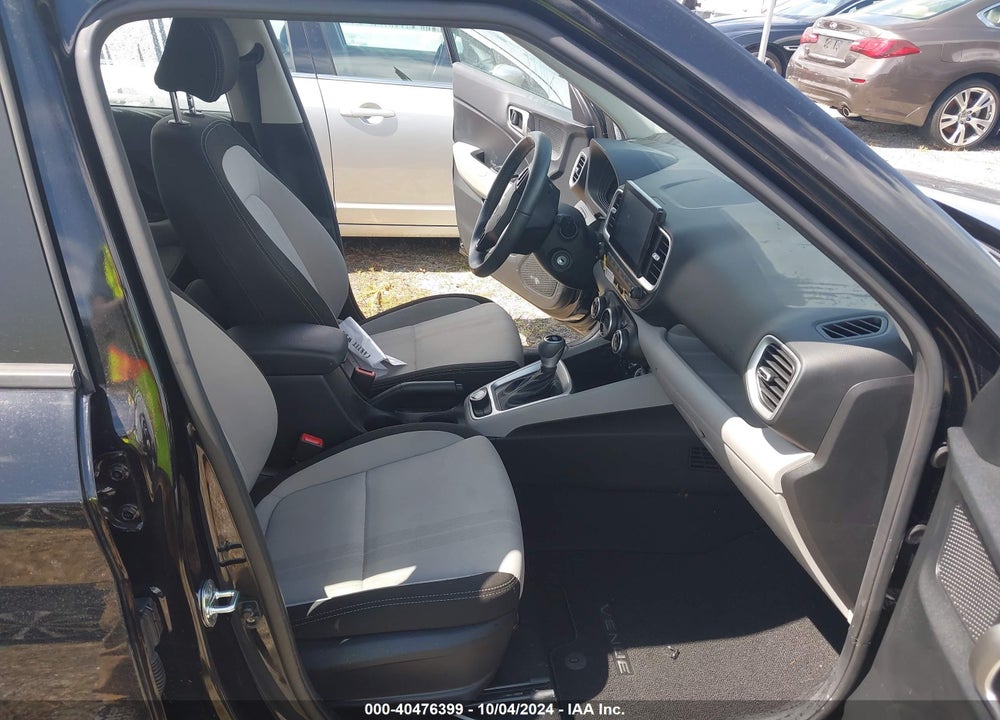2023 HYUNDAI VENUE SEL VIN: KMHRC8A31PU213382