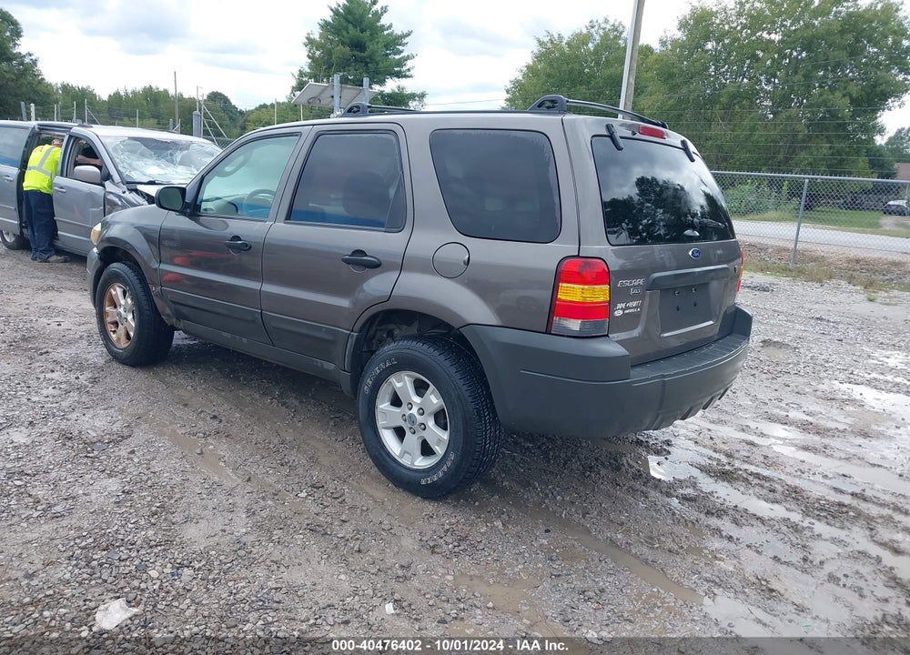 2005 FORD ESCAPE XLT VIN: 1FMYU03175KB43191
