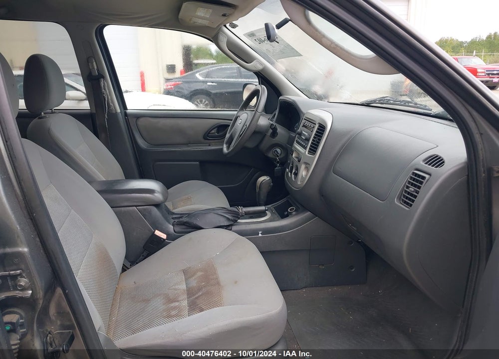 2005 FORD ESCAPE XLT VIN: 1FMYU03175KB43191