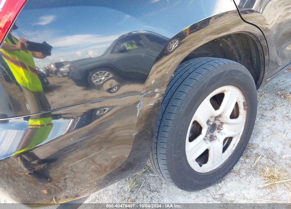 2011 TOYOTA RAV4 VIN: 2T3ZF4DV3BW068519