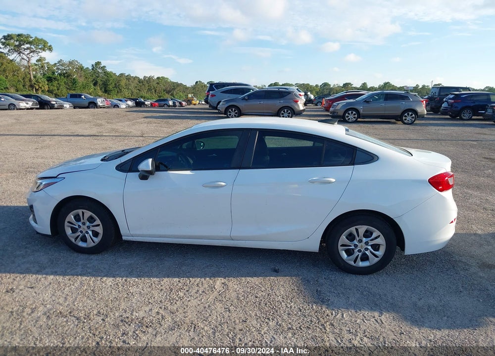 2019 CHEVROLET CRUZE LS VIN: 1G1BC5SM3K7151592