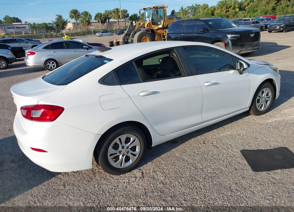 2019 CHEVROLET CRUZE LS VIN: 1G1BC5SM3K7151592