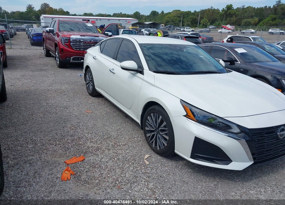 2023 NISSAN ALTIMA SV FWD VIN: 1N4BL4DV3PN400974