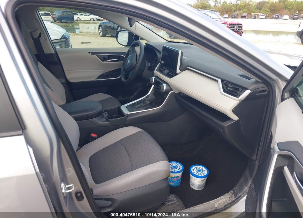 2023 TOYOTA RAV4 XLE VIN: 2T3W1RFV5PW252587