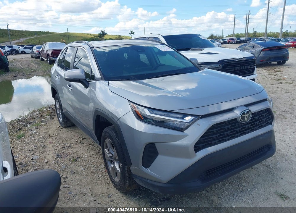 2023 TOYOTA RAV4 XLE VIN: 2T3W1RFV5PW252587