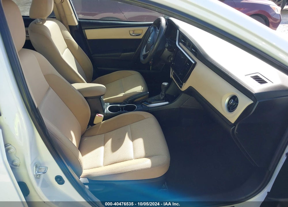 2017 TOYOTA COROLLA LE VIN: 2T1BURHE2HC781459