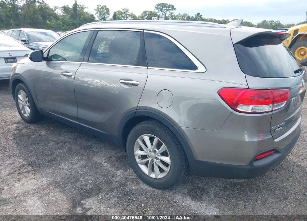 2017 KIA SORENTO 2.4L LX VIN: 5XYPG4A37HG277941