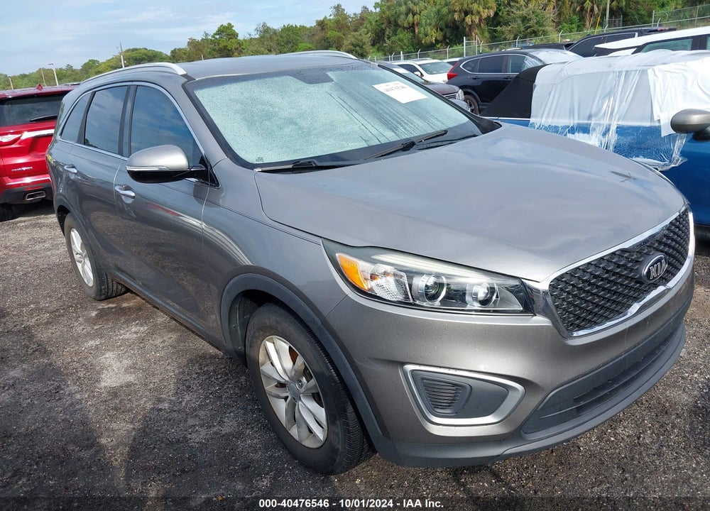 2017 KIA SORENTO 2.4L LX VIN: 5XYPG4A37HG277941